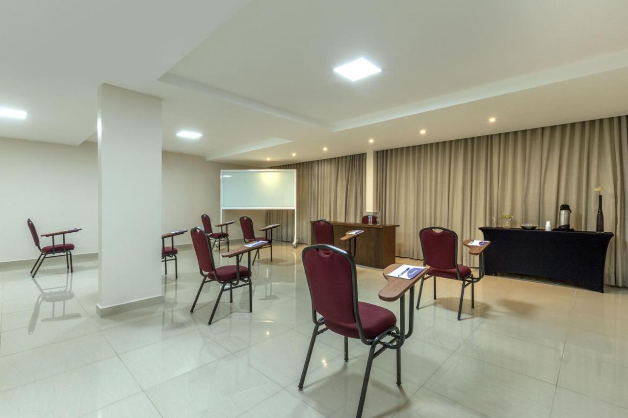Sia Park Executive Hotel Candangolandia Eksteriør bilde