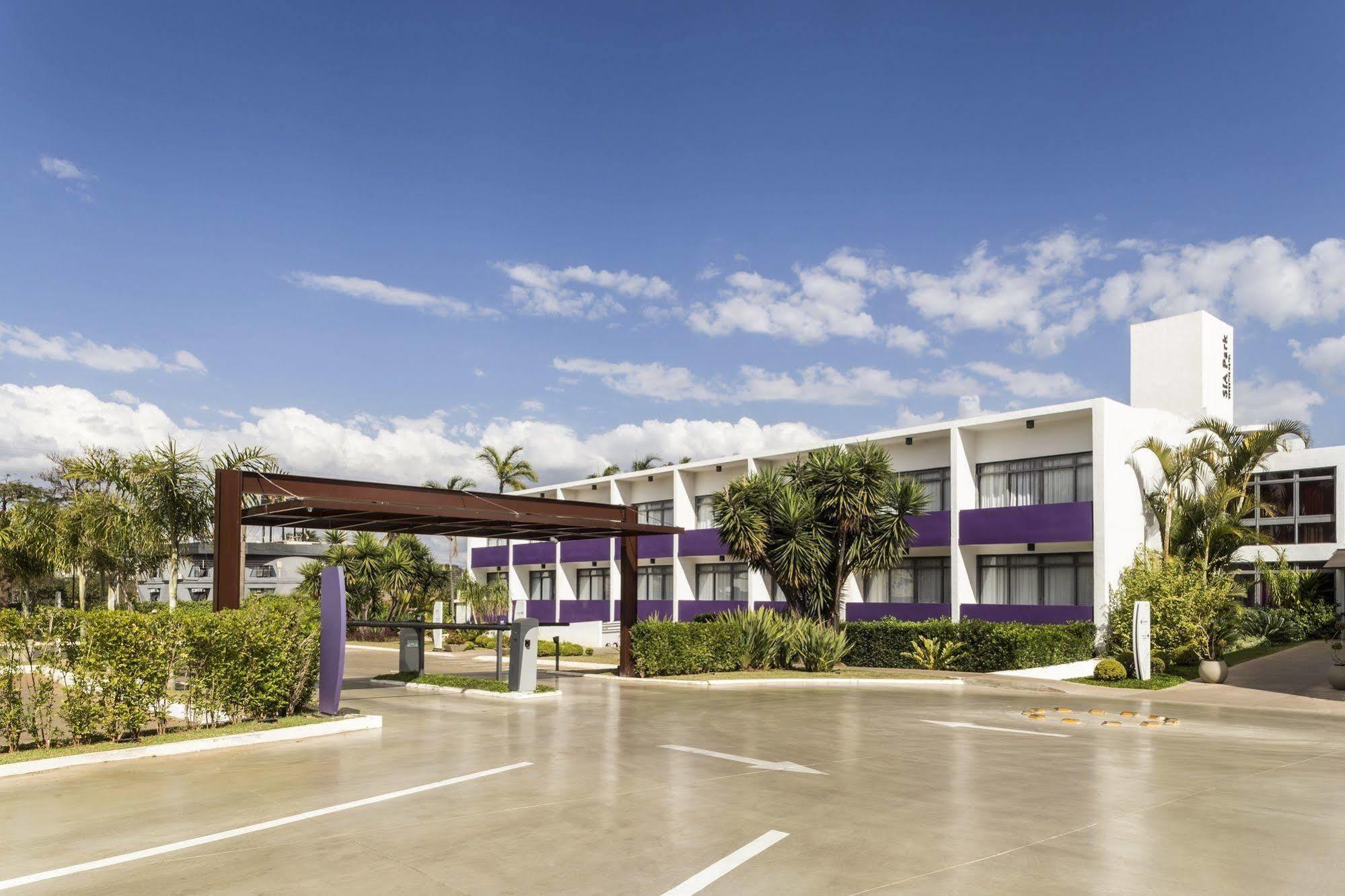 Sia Park Executive Hotel Candangolandia Eksteriør bilde